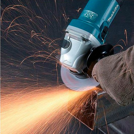 Угловая шлифмашина Makita GA5040R диам. диска 125 мм